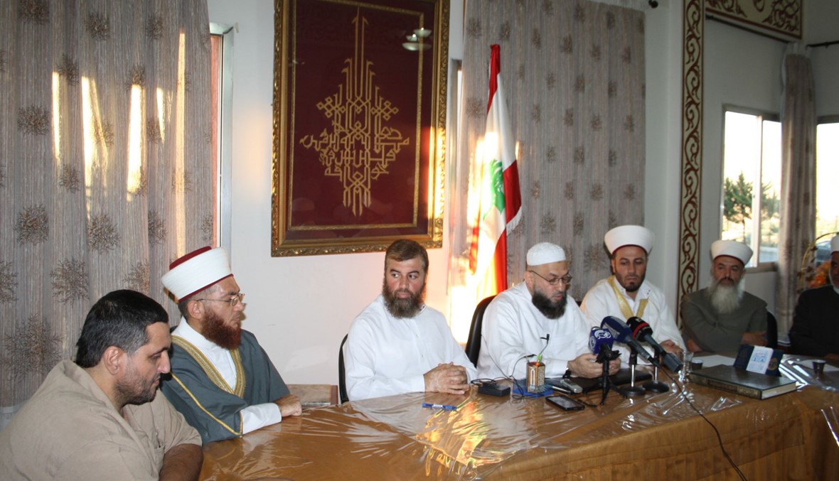 مفتي زحلة يدعو الى وقف المعارك في عرسال وانسحاب المسلحين