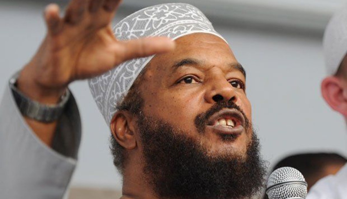 الفيليبين أوقفت داعية إسلامي لطرده إلى كندا