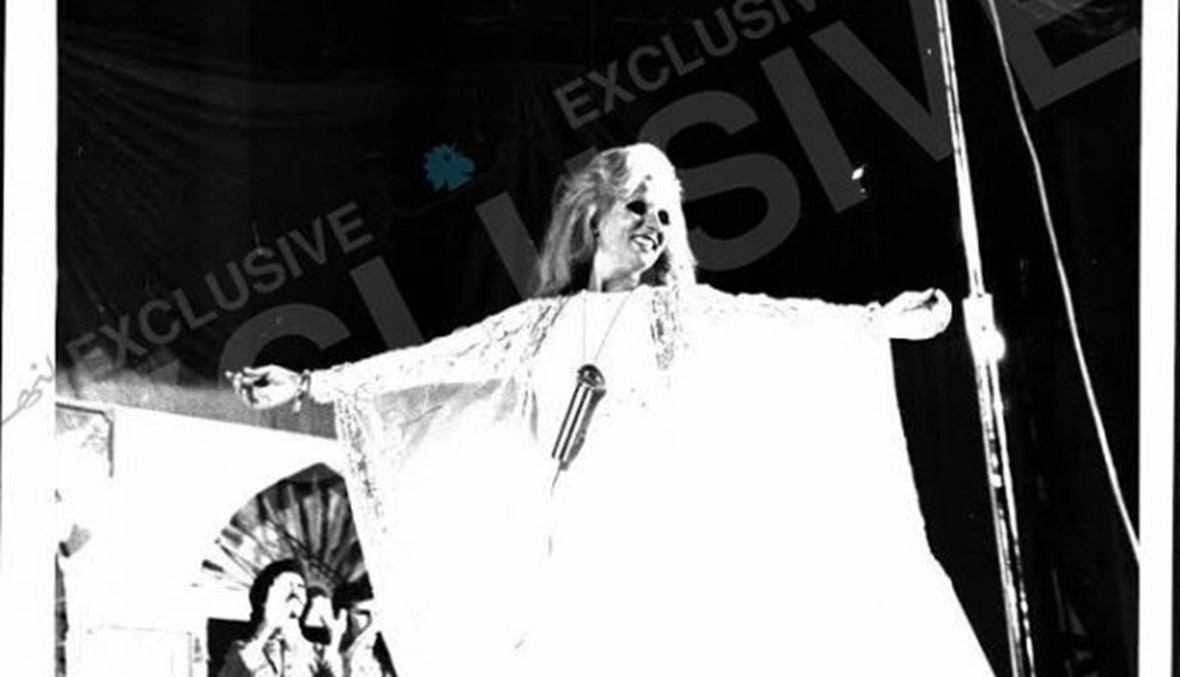 لبست الأبيض في العزاء