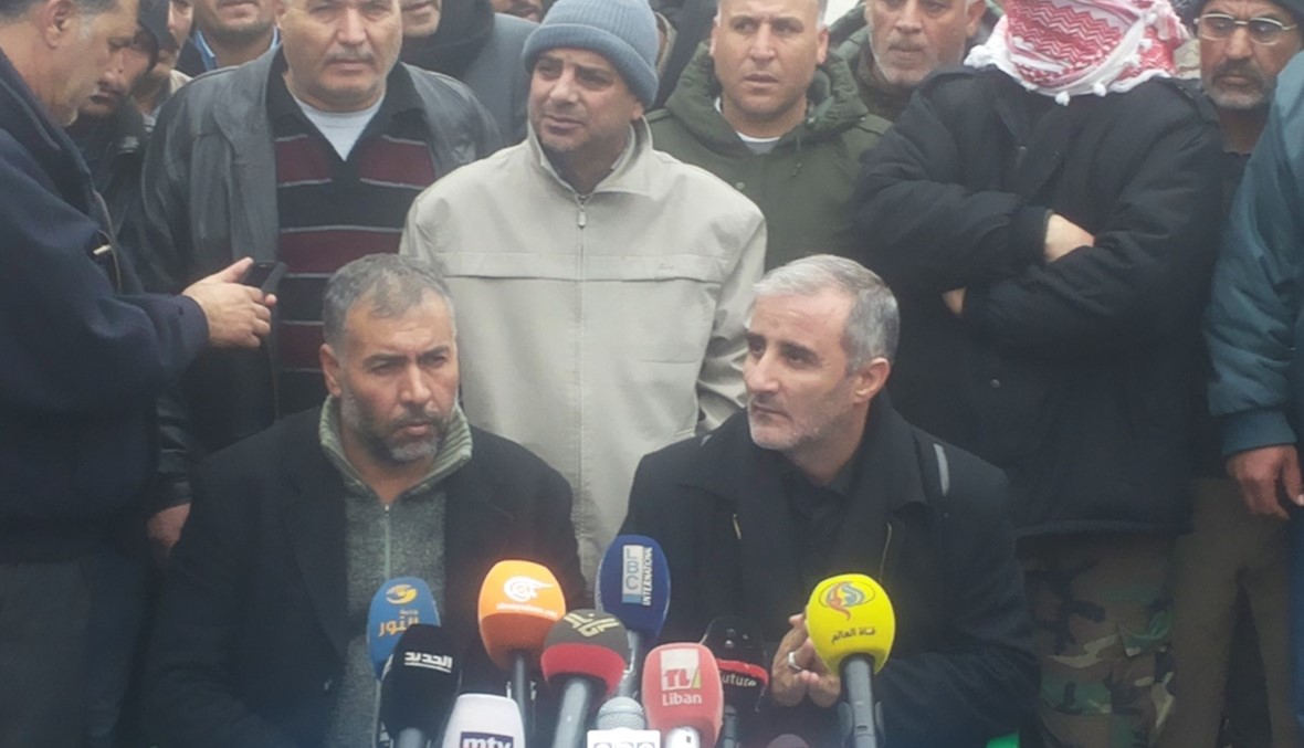 آل البزال: السوريون في منطقتنا هم ارهابيون ولن نسمح بمرور المساعدات لهم