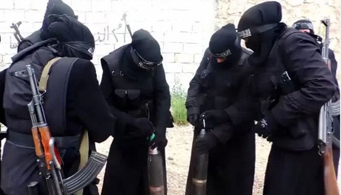 عائشة المستعدّة للعيش في دولة "داعش" والقبول بزوجها قتيلاً