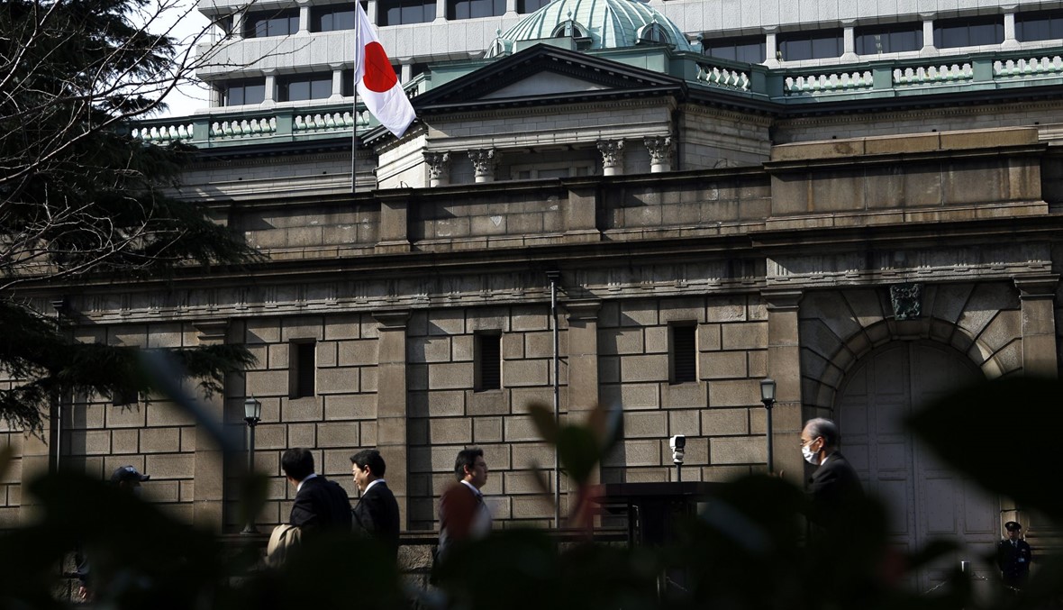 "المركزي الياباني" يبقي على سياسته التحفيزية
