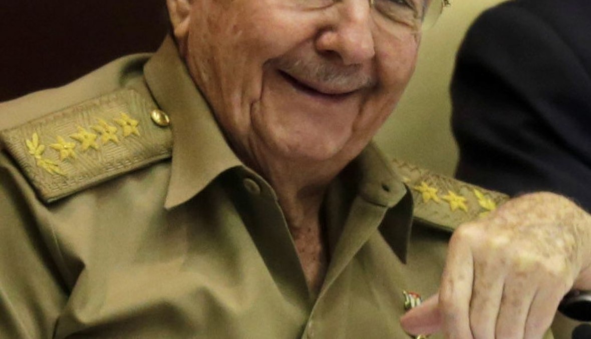 راوول كاسترو يشيد بازالة "عقبة" في طريق العلاقات الاميركية-الكوبية