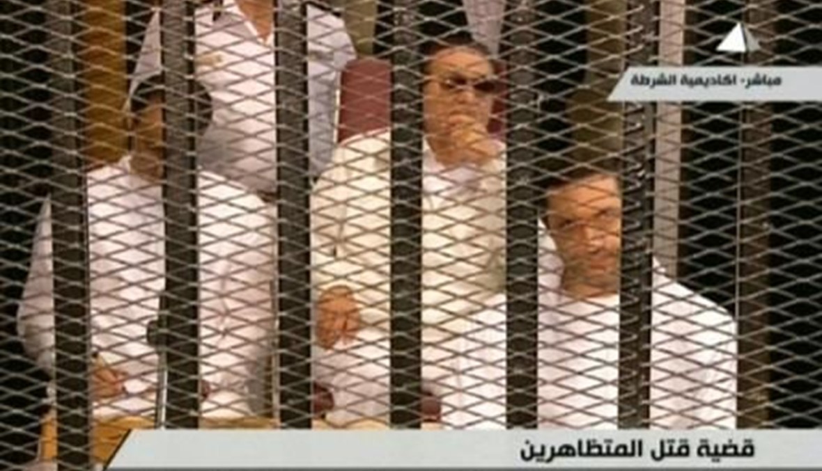 محكمة مصرية تقرر اخلاء سبيل جمال وعلاء مبارك
