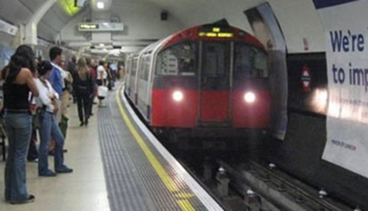 اضراب سائقي مترو لندن يشلّ "يوم الهدايا"