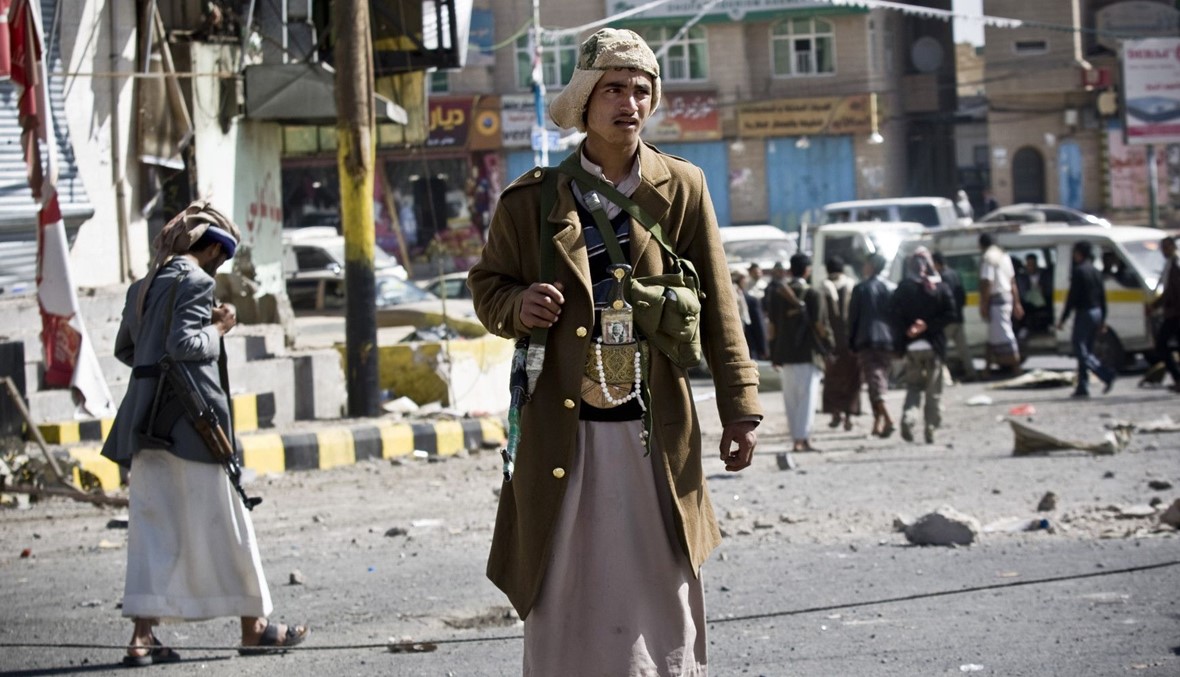 الحوثيون يفرجون عن مدير مكتب الرئيس اليمني