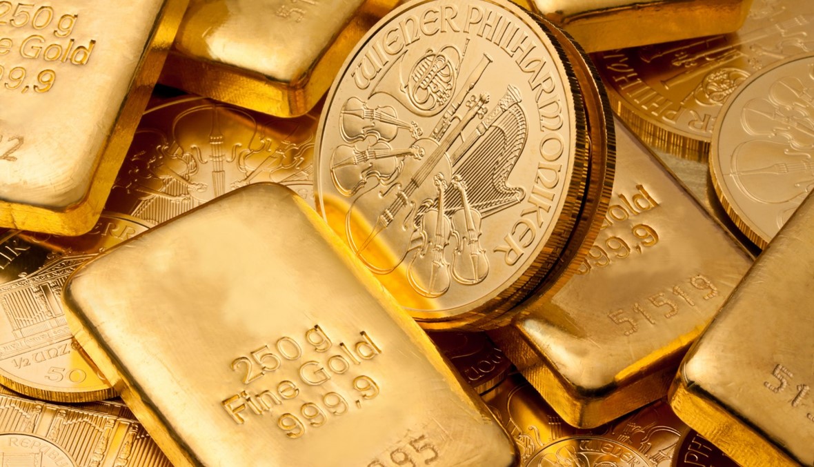 الذهب ينتعش بعد البيانات الأميركية المتضاربة قبل تقرير الفيدرالي