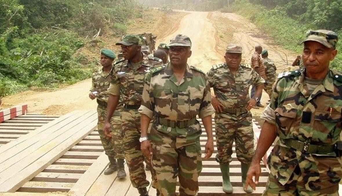 القوات التشادية على حدود الكاميرون