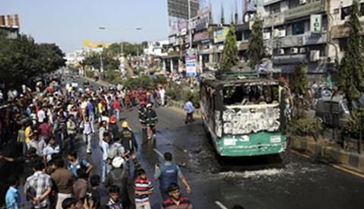 هجوم على حافلة في بنغلادش