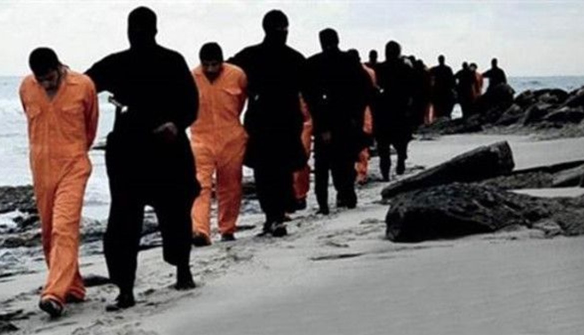 "داعش ليبيا" يعدم 21 مصرياً قبطياً؟