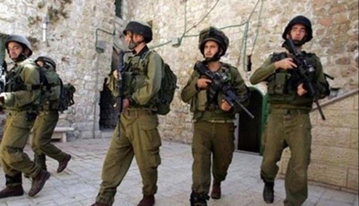 فلسطيني يطعن اسرائيليا في القدس