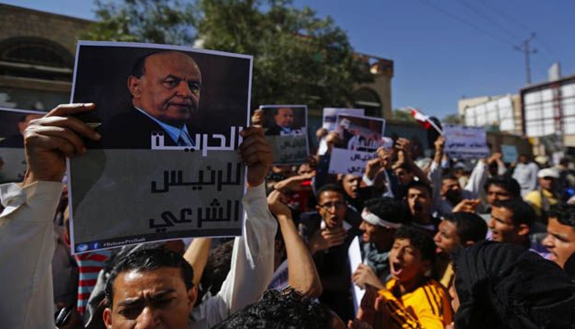 اليمن تحت سلطتين وترتيبات مرتقبة من عدن لـ"إنهاء الانقلاب"