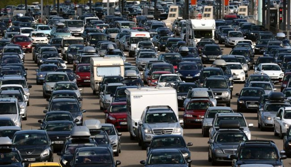فضيحة جديدة: لوحة سيارتك باتت تعرض تفاصيل حياتك!