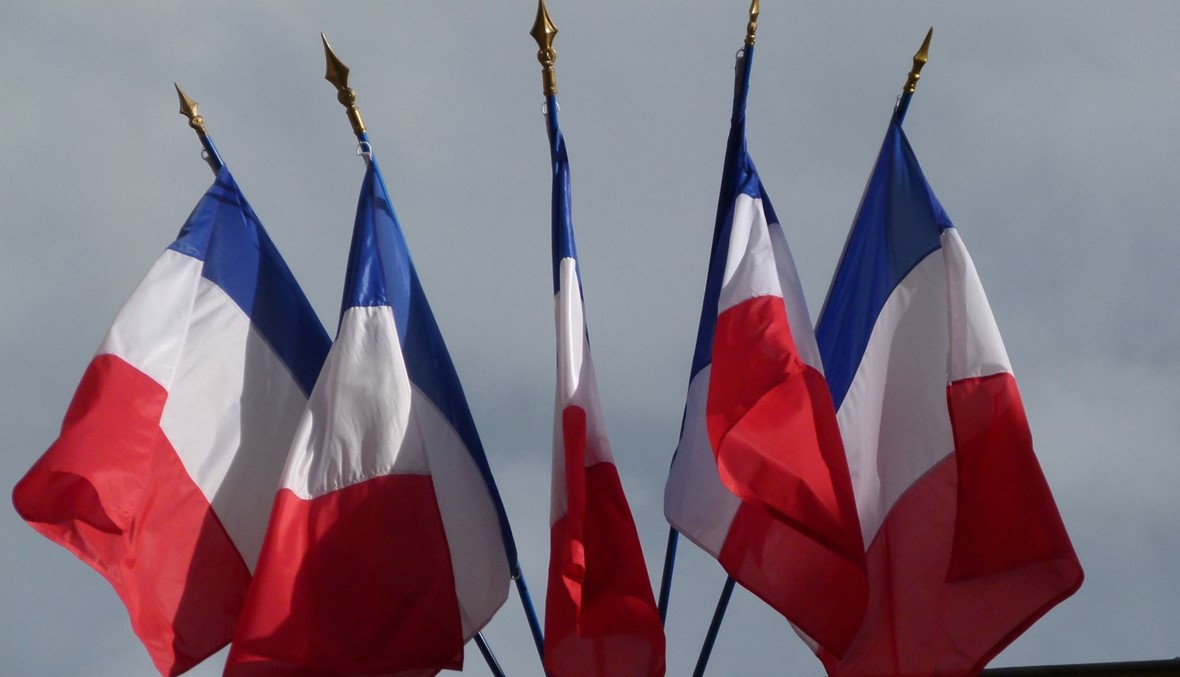 فرنسا تعتزم خفض الإنفاق 50 مليار أورو في حلول 2017