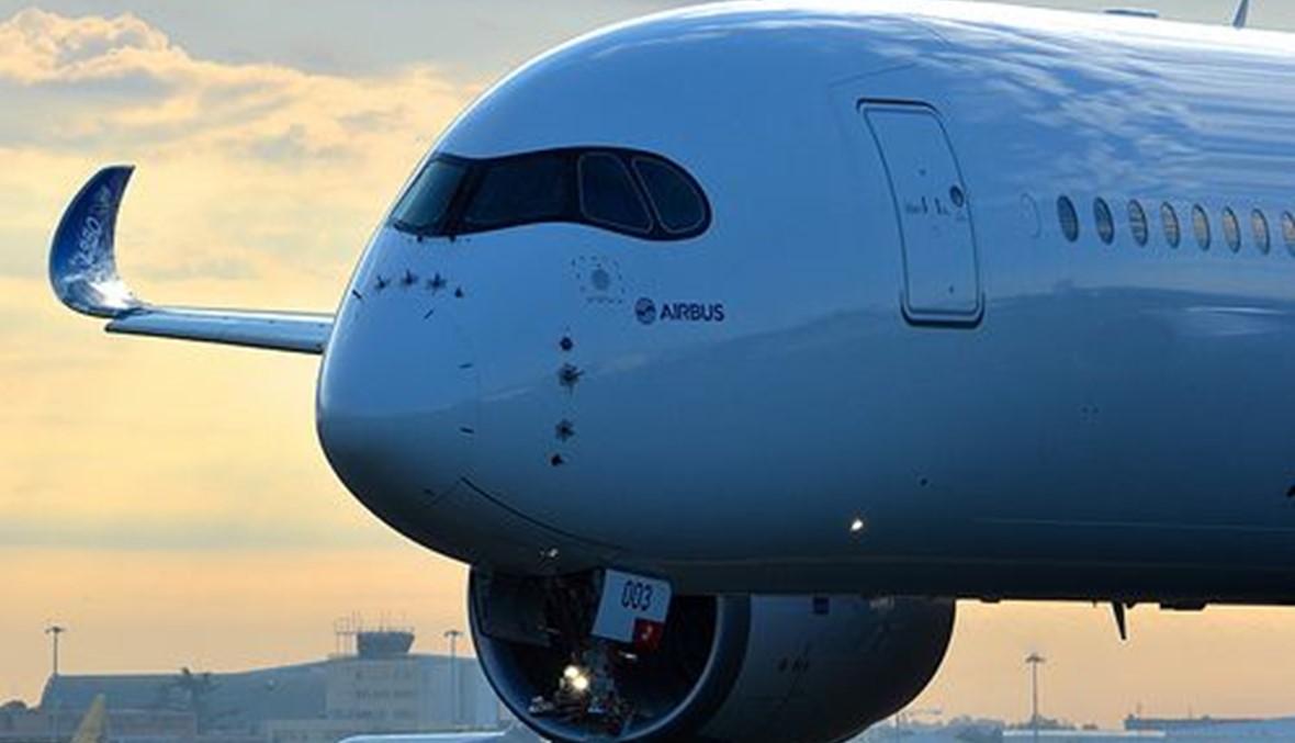"الإمارات" تتطلع لشراء 50-70 طائرة "ايه350" أو "787"