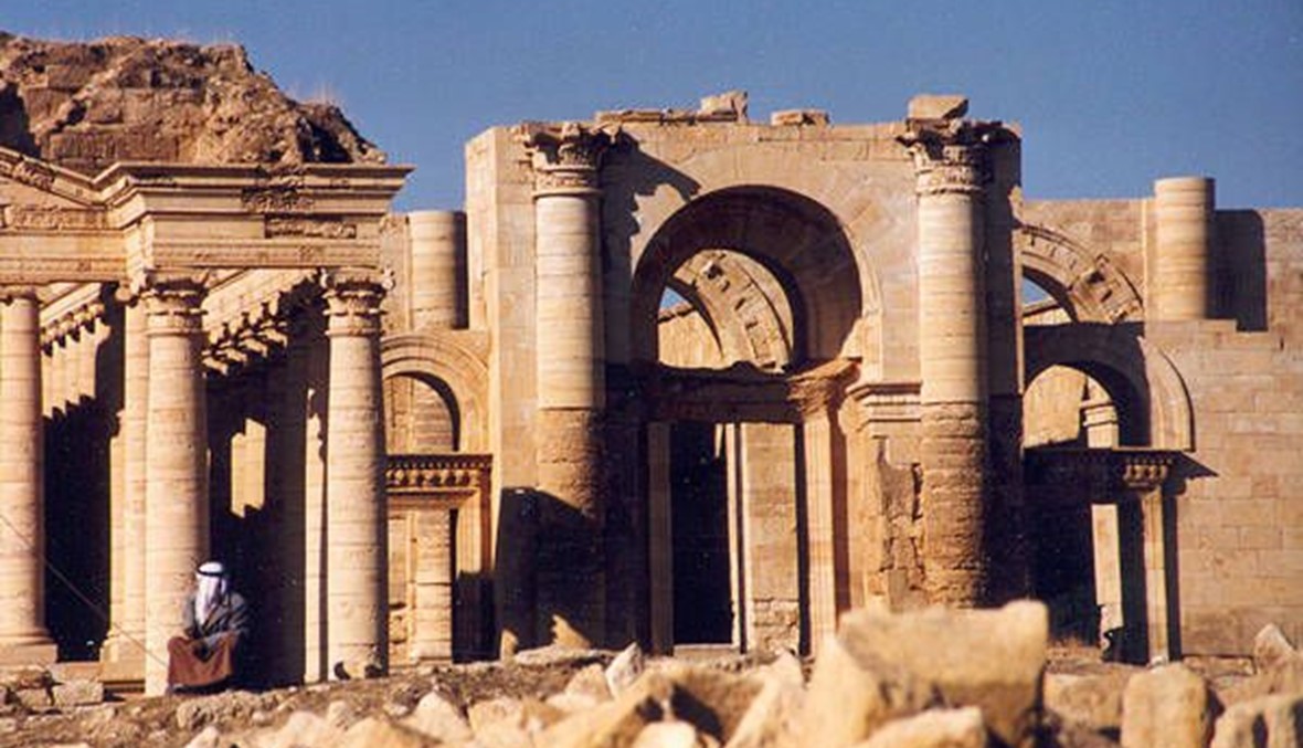 بعد متحف الموصل ونمرود... "داعش" دمر أطلال مدينة الحضر
