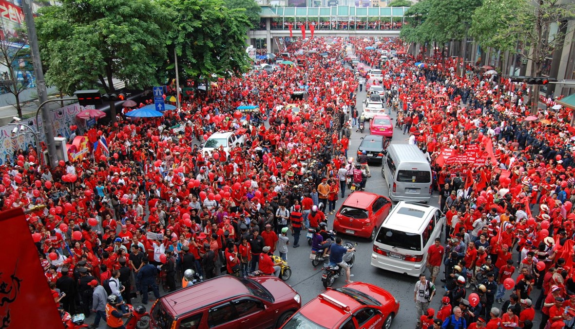 هل خطط "القمصان الحمر" في تايلاند لتقويض الاستقرار بالعنف؟