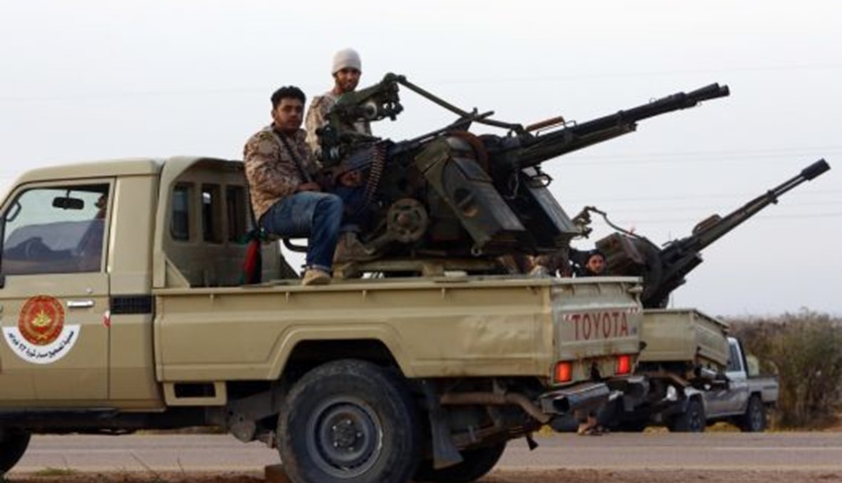 اشتباكات محدودة لليوم الثاني في شرق مدينة سرت الليبية