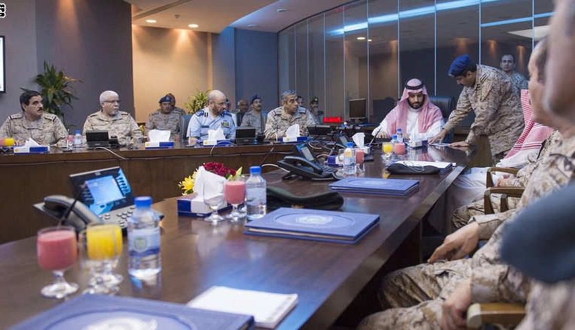 بالصور... محمد بن نايف ومحمد بن سلمان في مقر قيادة العمليات العسكرية