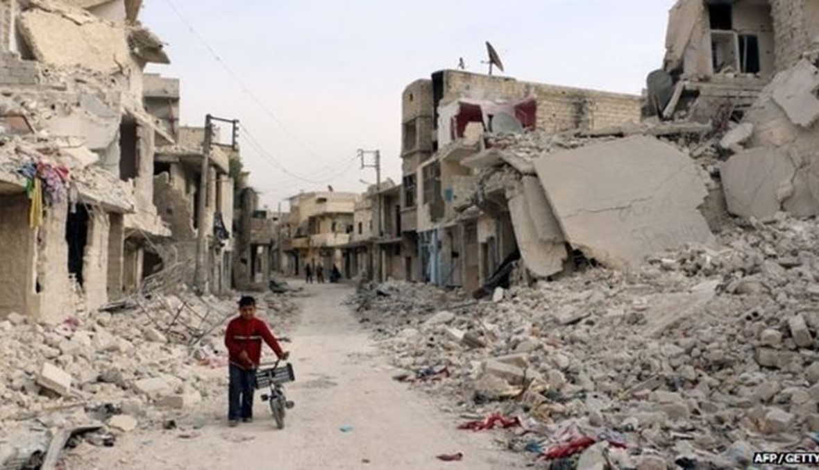 "النصرة" والفصائل الاسلامية تسيطر على 17 حاجزا للنظام في محيط ادلب