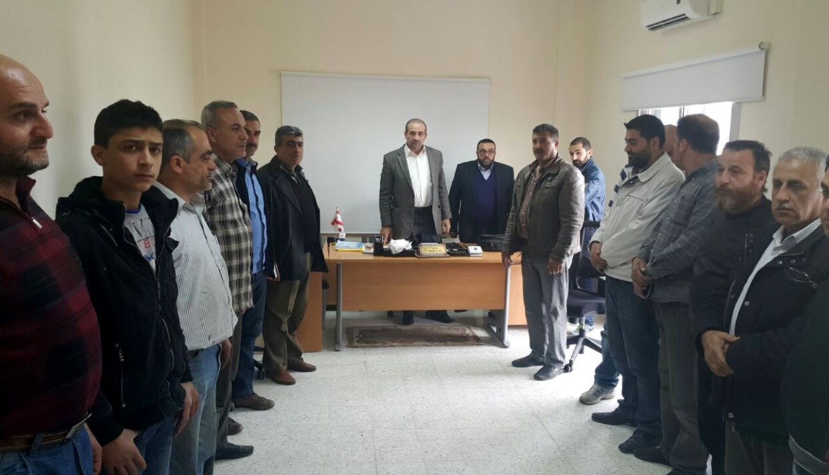 احتجاز رئيس دائرة كهرباء عكار احتجاجاً على التأخير في اجراء الاصلاحات