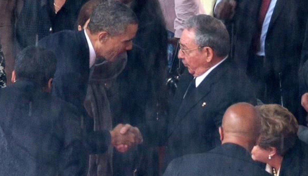 اوباما في مصافحة تاريخية مع كاسترو: تغيير السياسة ازاء كوبا نقطة تحوًل