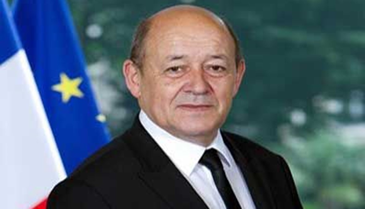 وزير الدفاع الفرنسي في بيروت للاشراف على تسليم أسلحة للجيش