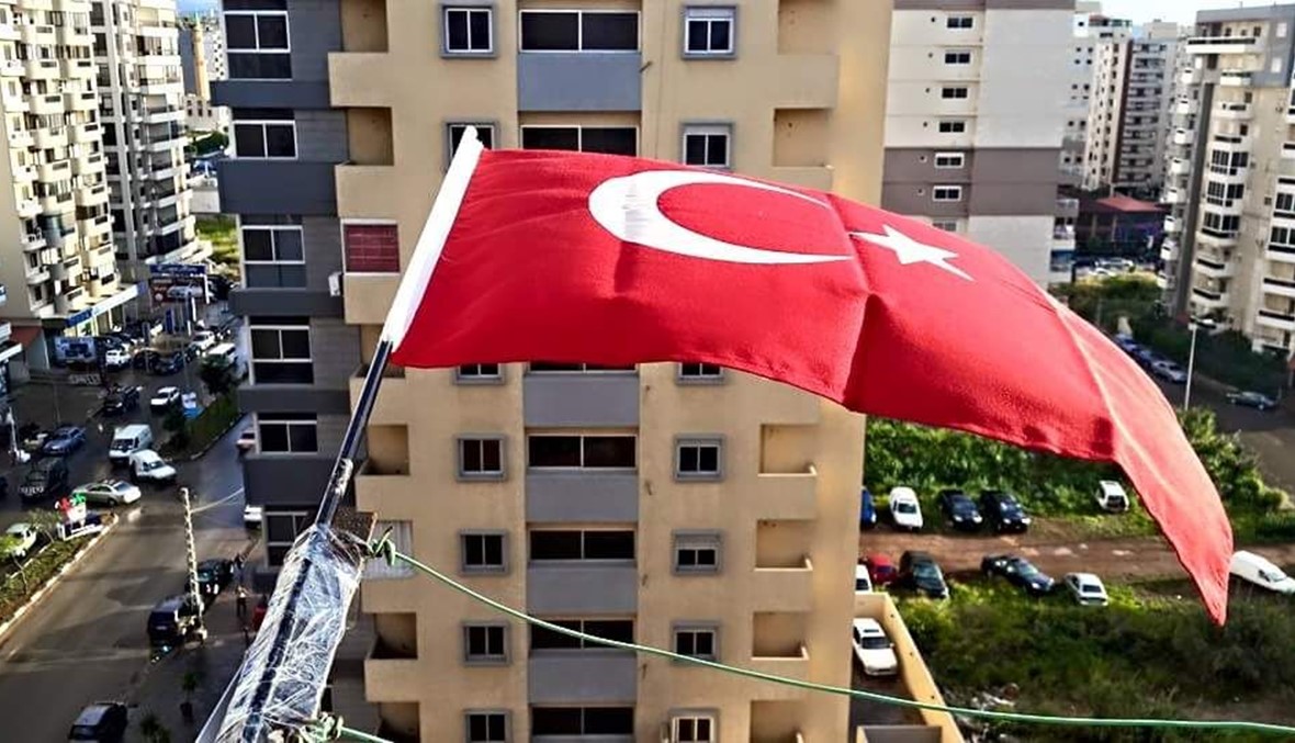 الأعلام التركية رُفعت في طرابلس...جدل عالي النبرة حول المجازر الأرمنية