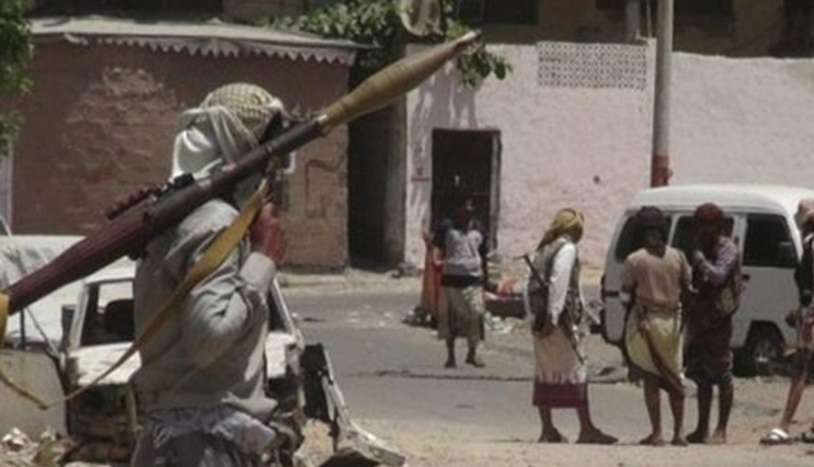 مقتل 20 شخصا في مواجهات في عدن وغارة جديدة للتحالف على صنعاء