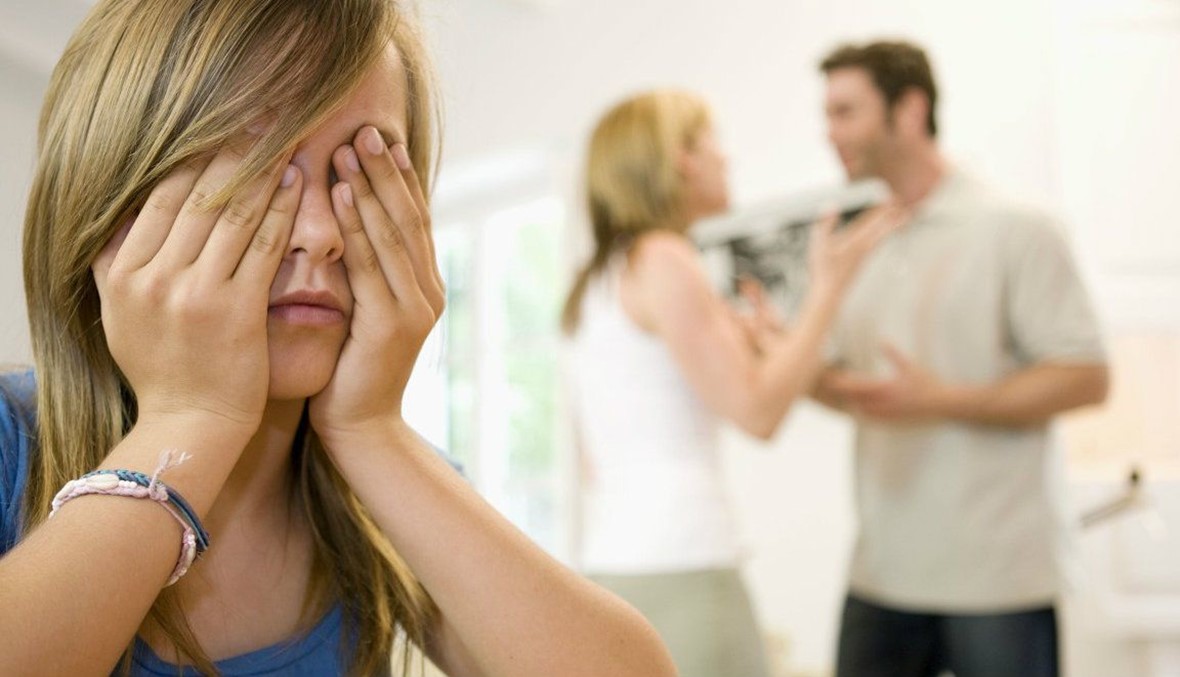 طلاق الوالدين يؤثر في المراهقين