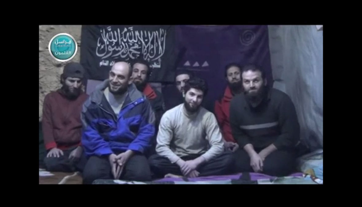بالفيديو: العسكريون المخطوفون في رسالة الى الجيش و"حزب الله"