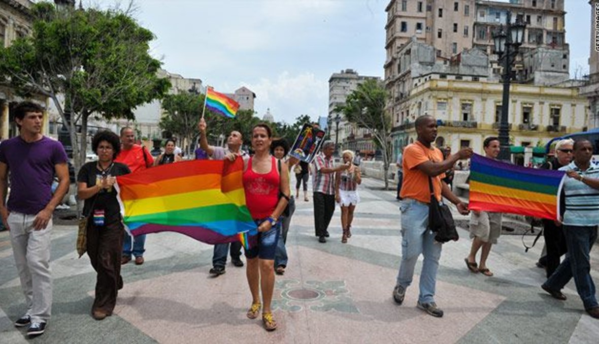 في كوبا... زيجات رمزية بين مثليي الجنس