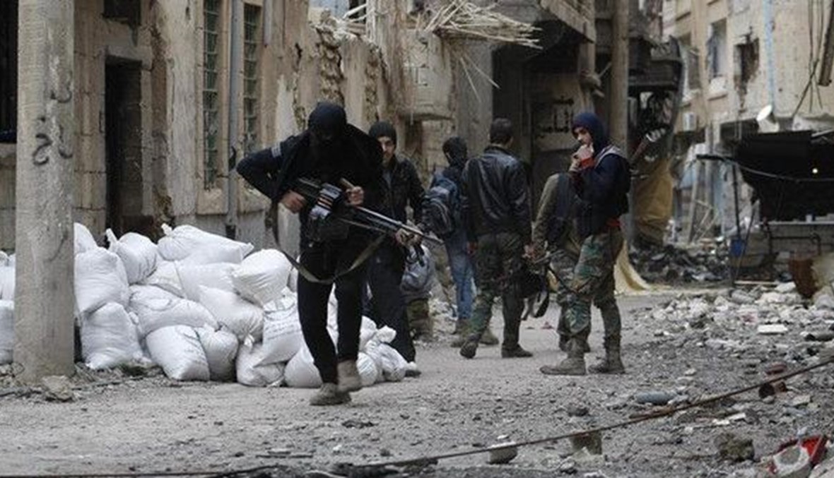 "داعش" يقترب من السيطرة على مدينة دير الزور