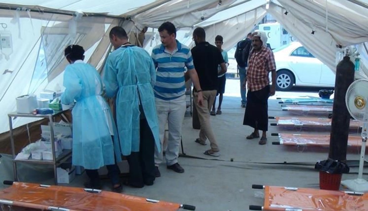 سفينة مساعدات إنسانية محملة بـ300 ألف ليتر من الوقود والمعدات تصل الى اليمن