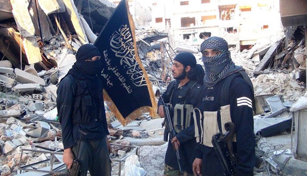 "داعش" يعزز قبضته على مساحة واسعة من سوريا