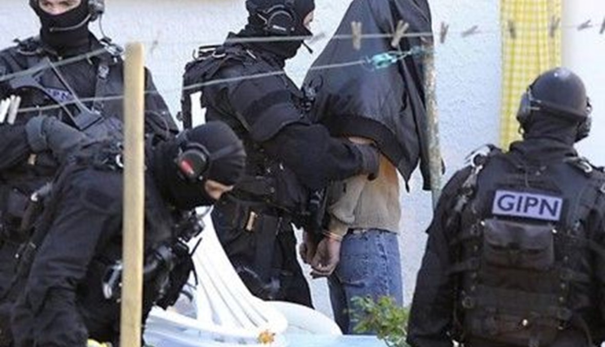 الشرطة اليونانية تعتقل سوريا كان ينقل 95 ألف رصاصة
