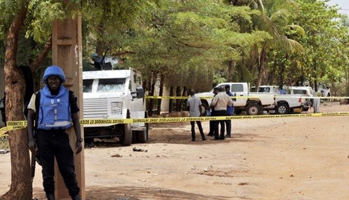 إصابة 3 جنود في انفجار لغم بموكب قائد قوّة حفظ السلام في مالي