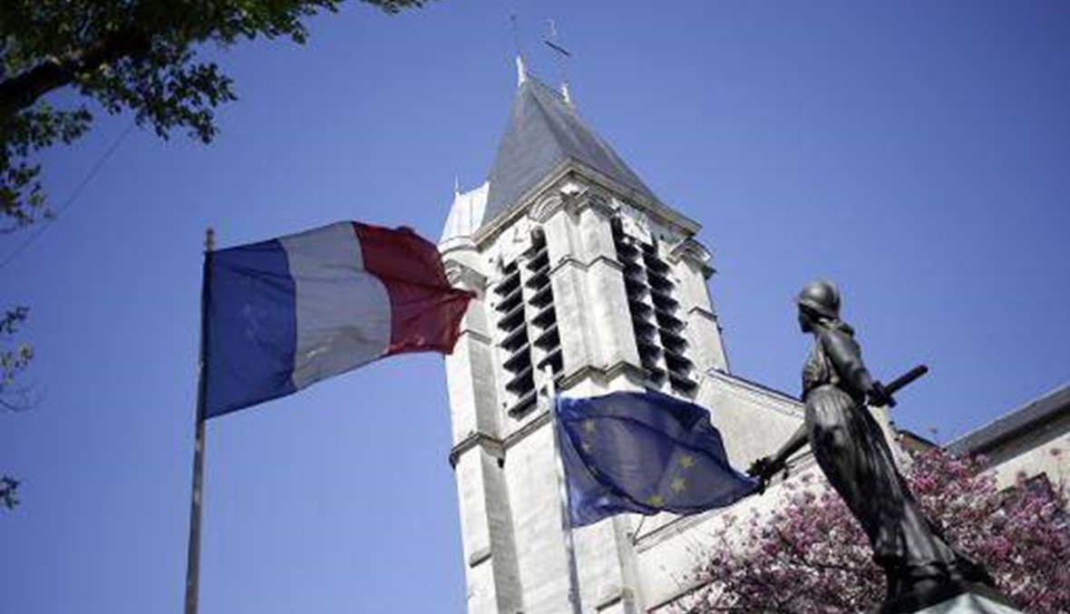 مشتبه به يؤكد انه افشل هجوما على كنيسة في فرنسا