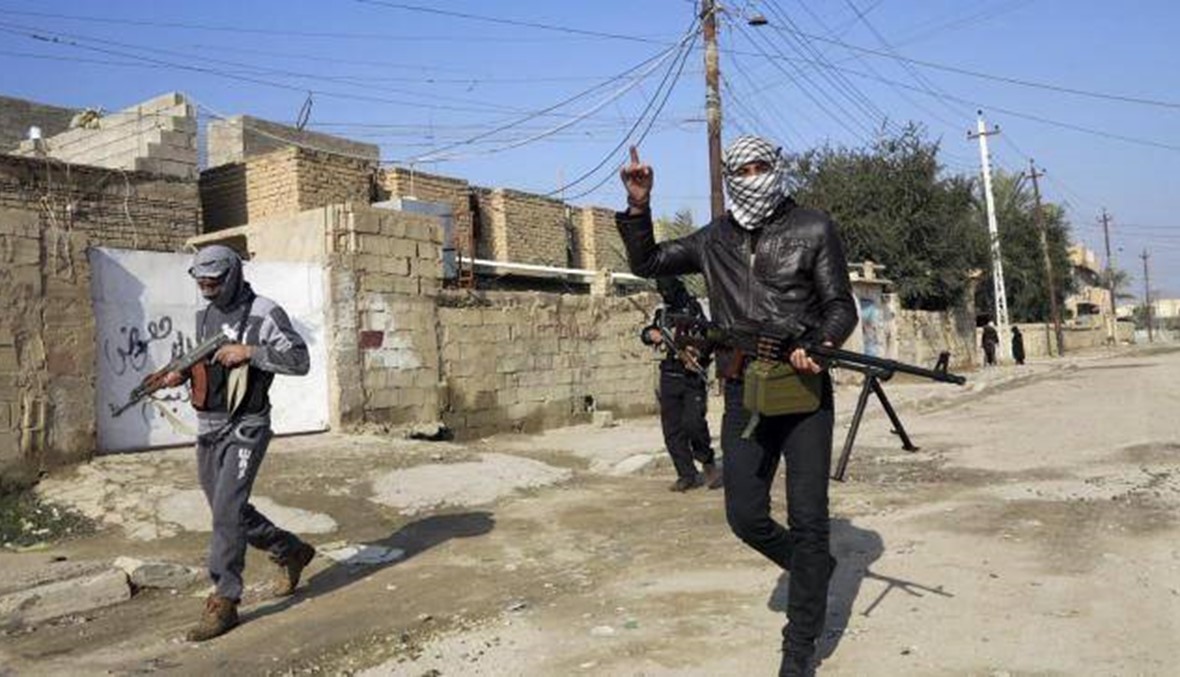 مسلّحون يقتلون ضابطَي شرطة في بغداد