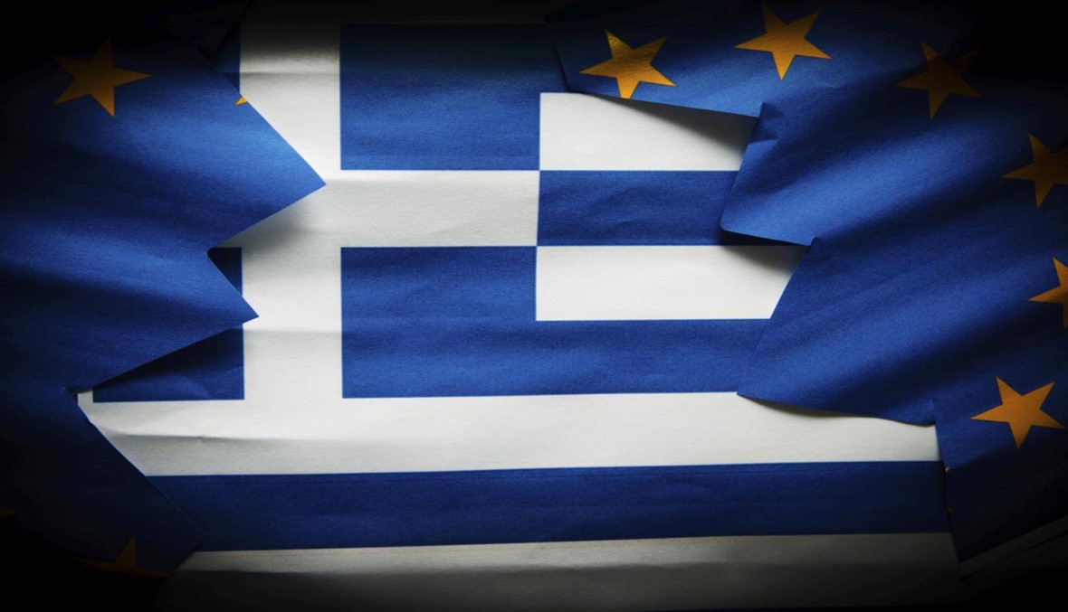 وزير الخارجية اليوناني يقول للصين إنّ أثينا لن تغادر منطقة الأورو