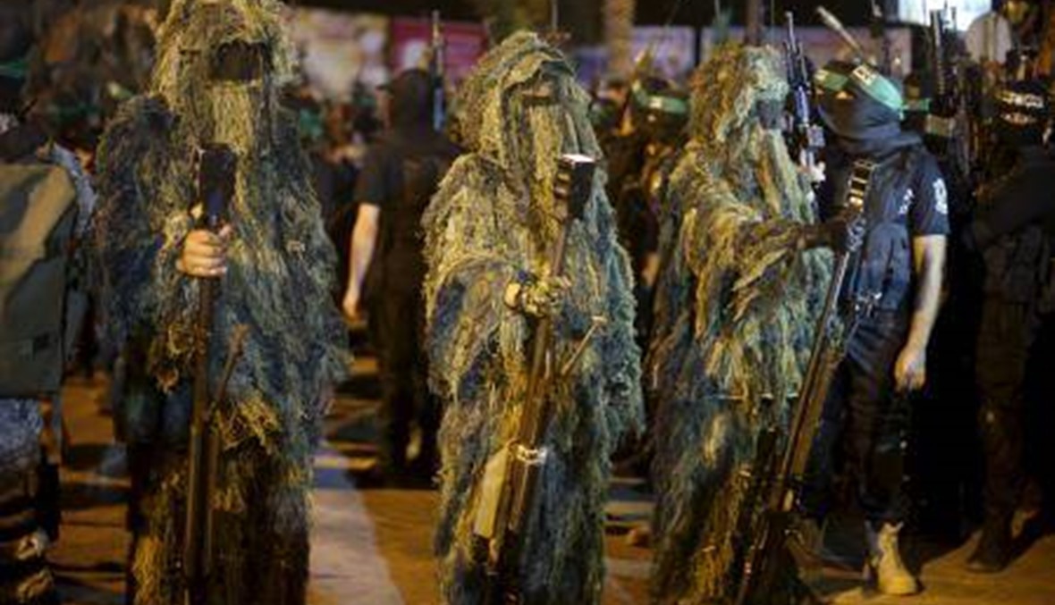 "القسام" في عرض عسكري في غزة: نمتلك صاروخين متطورين