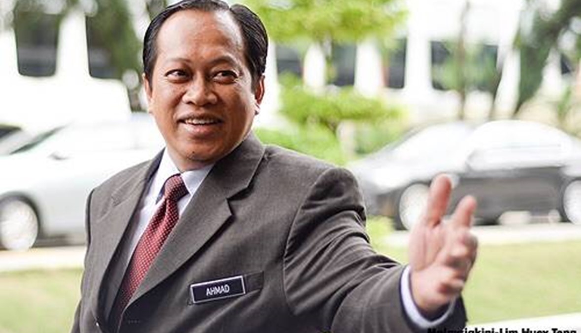 نائب وزير المالية الماليزي يفسّر رمضان "على ذوقه"!