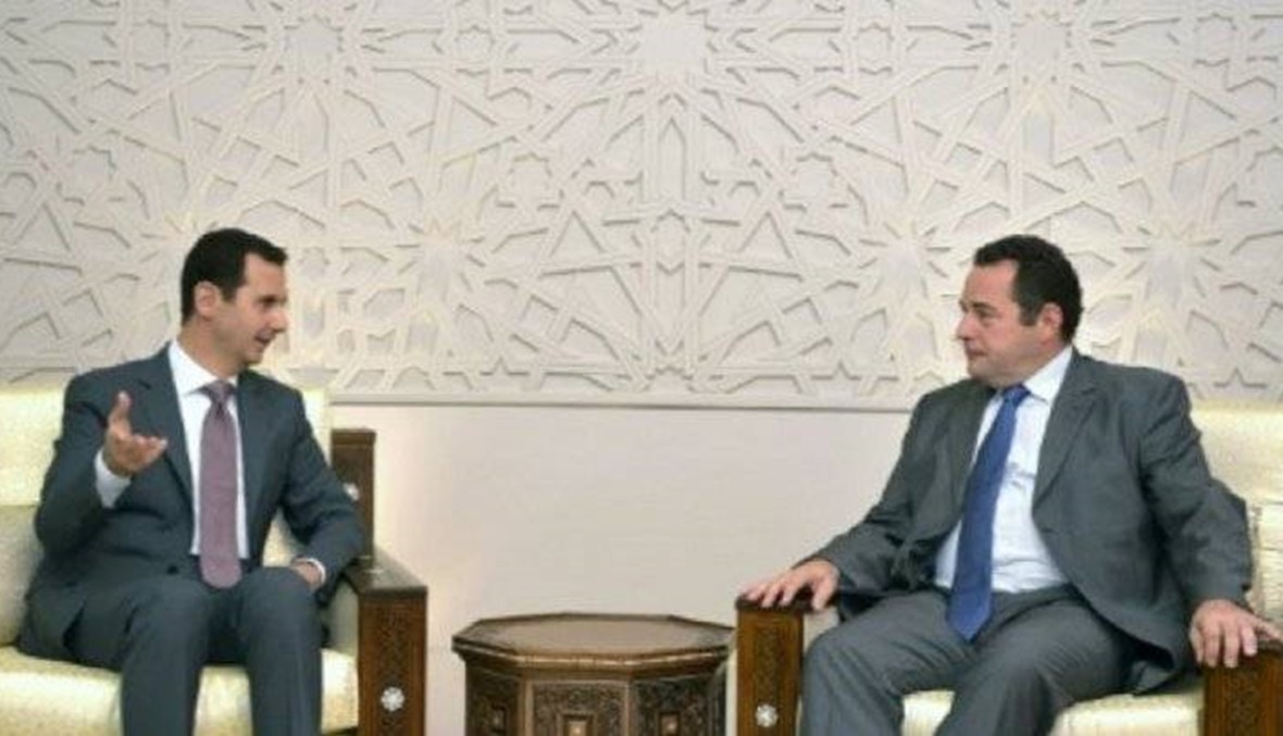 نائب فرنسي يلتقي الاسد ويدعو الى "حوار" مع دمشق لحل ازمة سوريا