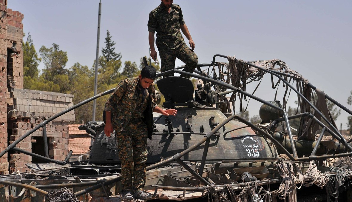 الاكراد يقطعون خط امداد  لـ"داعش" في شمال سوريا