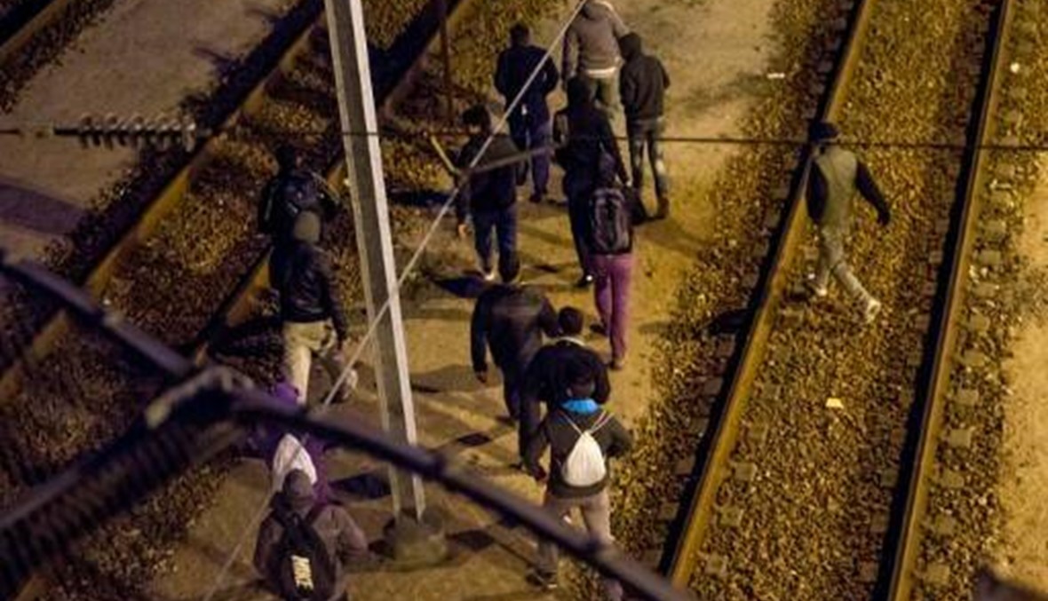 وفاة مهاجر قرب نفق المانش في فرنسا