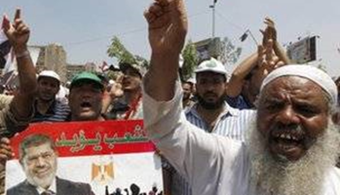 محكمة مصرية تعاقب 300 من مؤيّدي "الإخوان" بالسجن