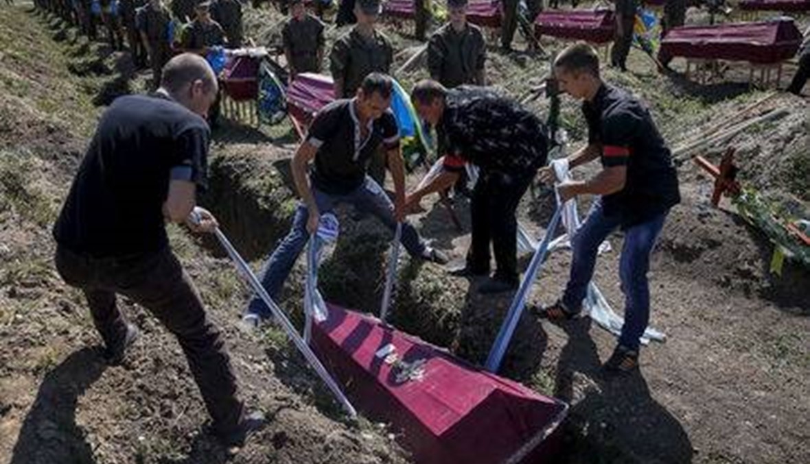 مقتل جندي اوكراني واصابة تسعة في شرق البلاد