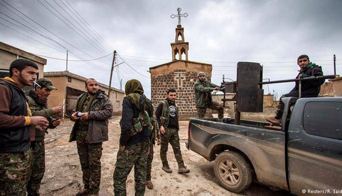 "داعش" يفرج عن 22 مسيحياً اشورياً في شمال شرق سوريا