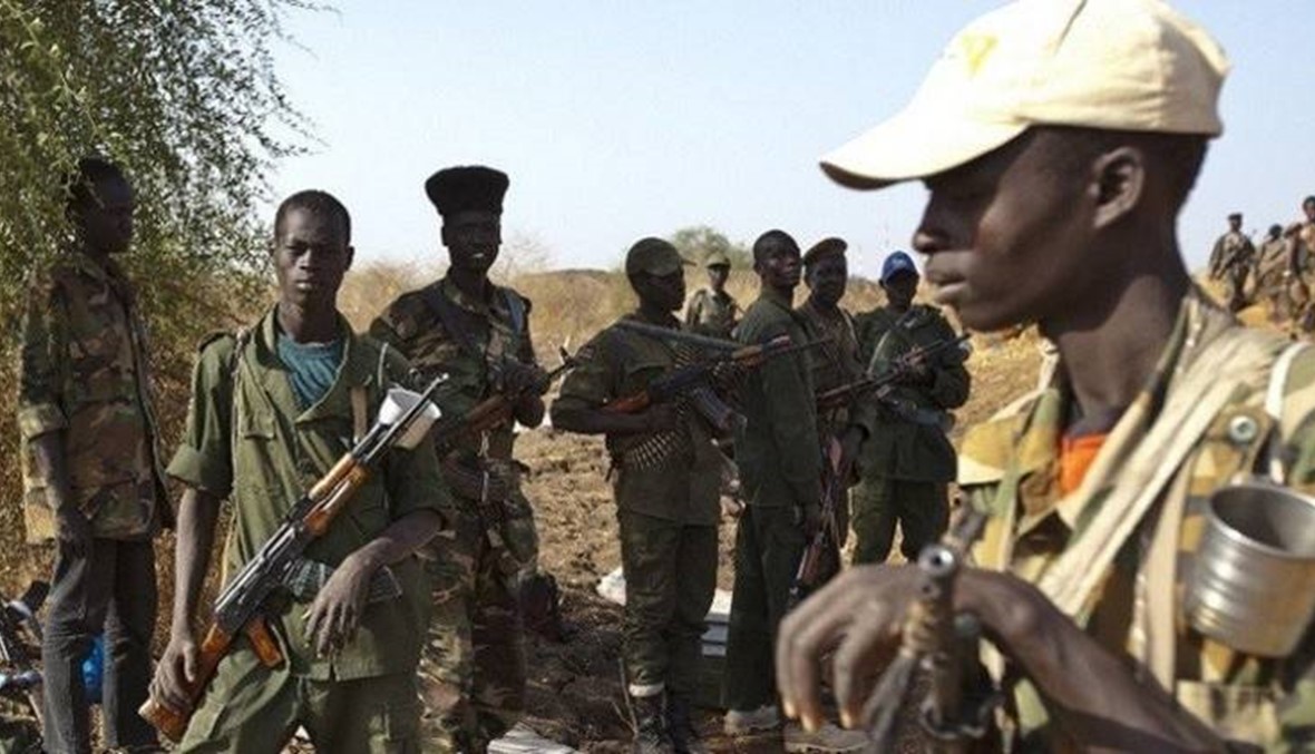 المتمردون في جنوب السودان يوقعون "اتفاق سلام"... والحكومة ترفض