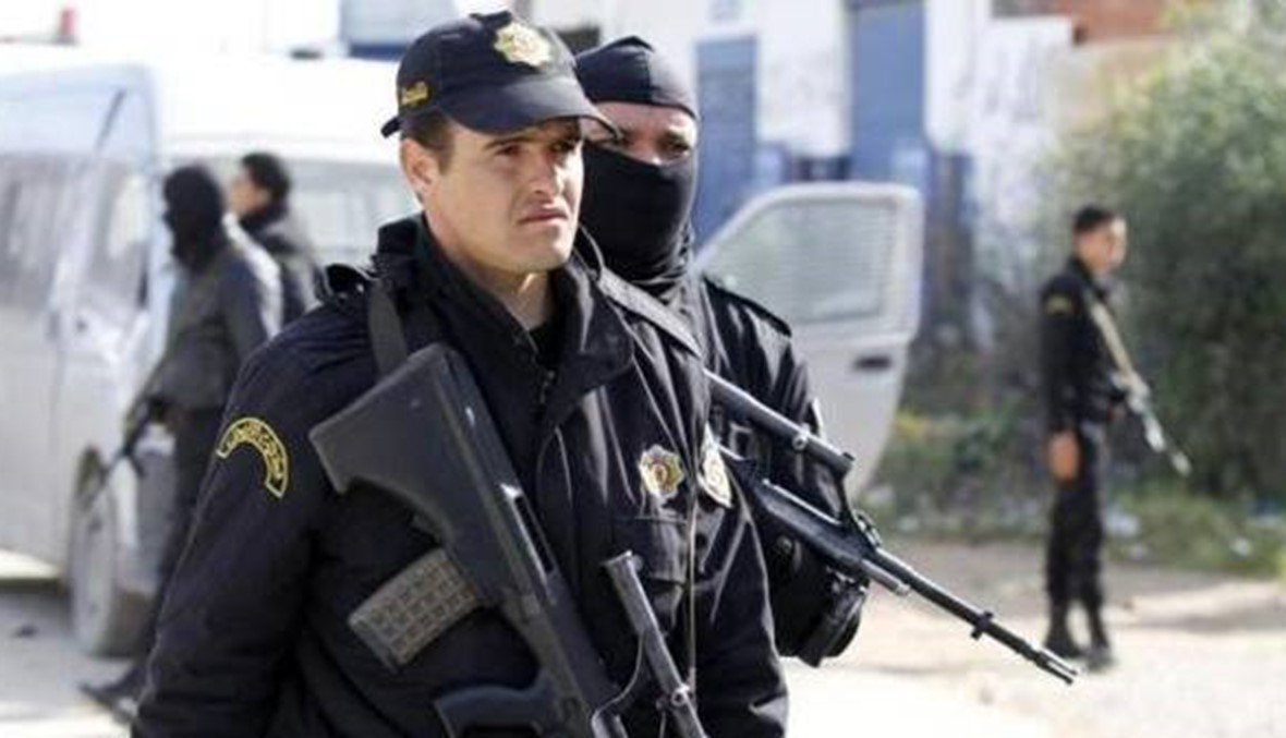 مقتل عسكريين في انفجار لغم غرب تونس